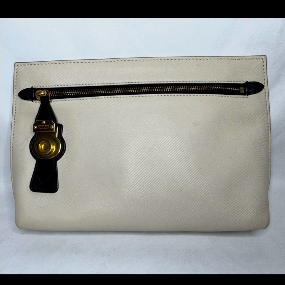 BURBERRY LONDON Beige Trench Zip Lock Clutch Bag